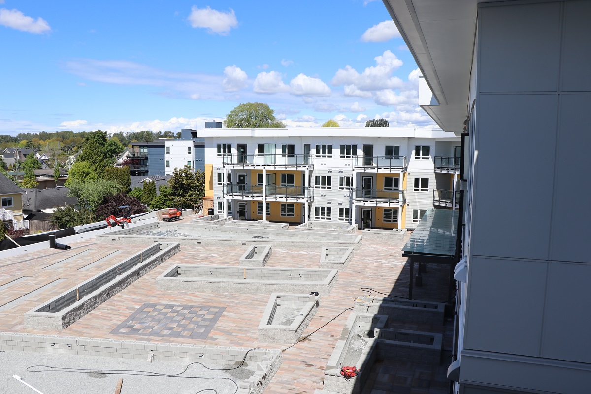 Photos Evergreen Court